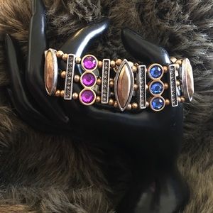 Gold tone jewel rhinestone stretch bracelet